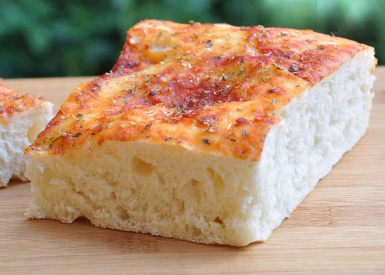 Focaccia al pomodoro